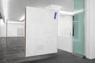 David Ostrowski, ‘I’m OK.’ Moments later, he was shot. Installation view. Courtesy the artist and Peres Projects, Berlin.